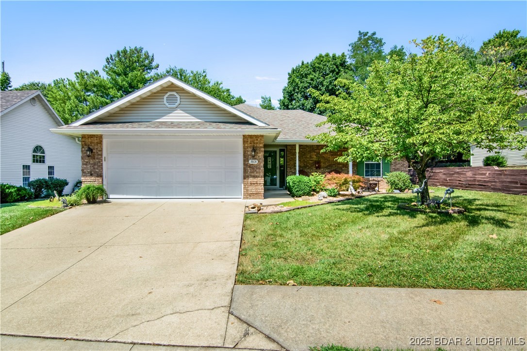 Osage Beach, Missouri 65065, United States, 2 Bedrooms Bedrooms, ,2 BathroomsBathrooms,Residential,Contingent,202674