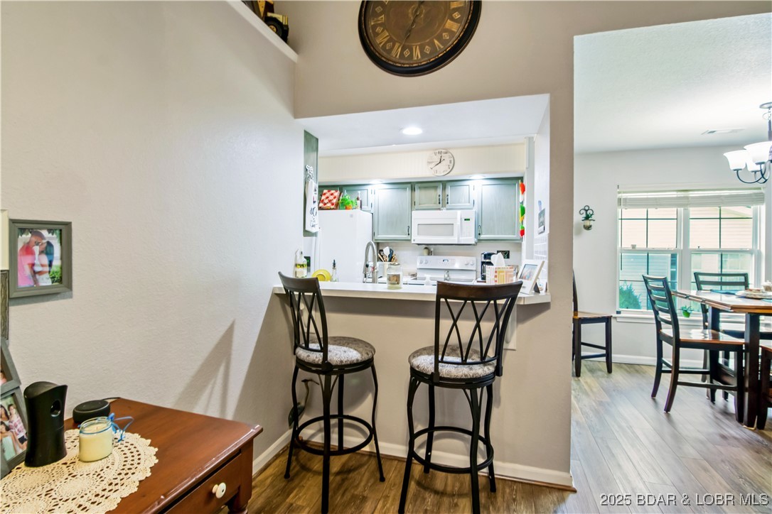 Osage Beach, Missouri 65065, United States, 2 Bedrooms Bedrooms, ,2 BathroomsBathrooms,Residential,Contingent,202674