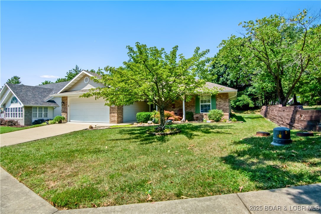 Osage Beach, Missouri 65065, United States, 2 Bedrooms Bedrooms, ,2 BathroomsBathrooms,Residential,Contingent,202674