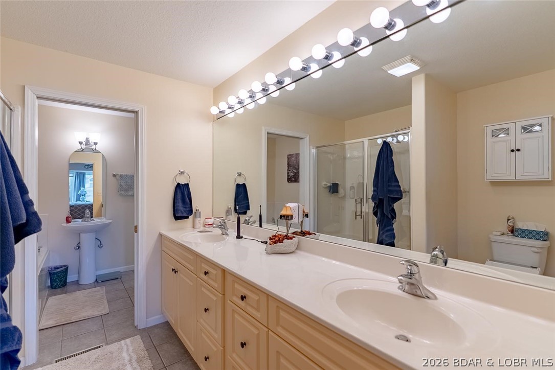 Villas at Grand Glaize - Residential