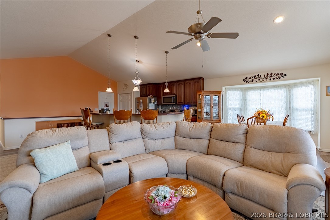 Villas at Grand Glaize - Residential