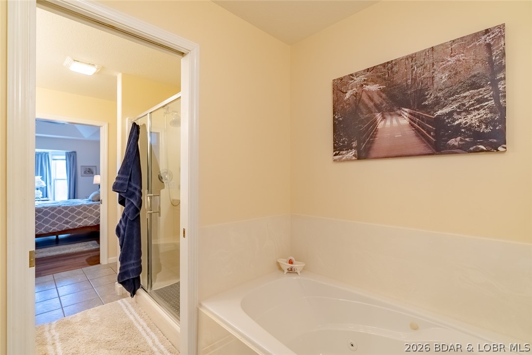 Villas at Grand Glaize - Residential