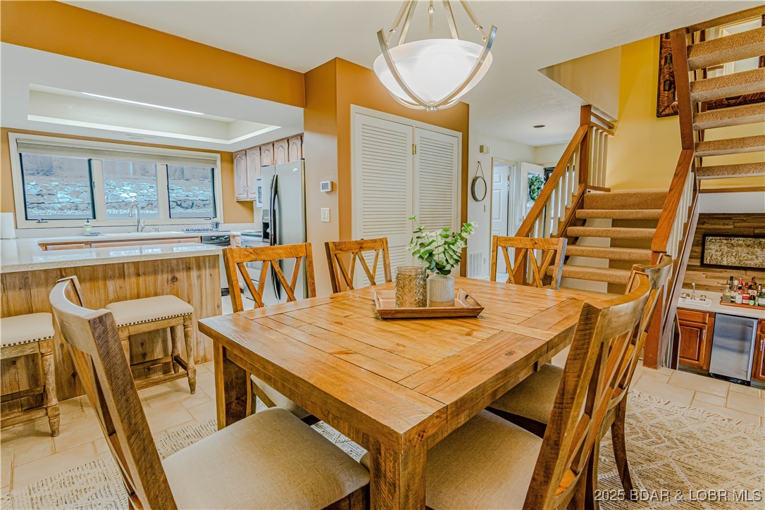 Osage Beach, Missouri 65065, United States, 3 Bedrooms Bedrooms, ,3 BathroomsBathrooms,Residential,Contingent,4186