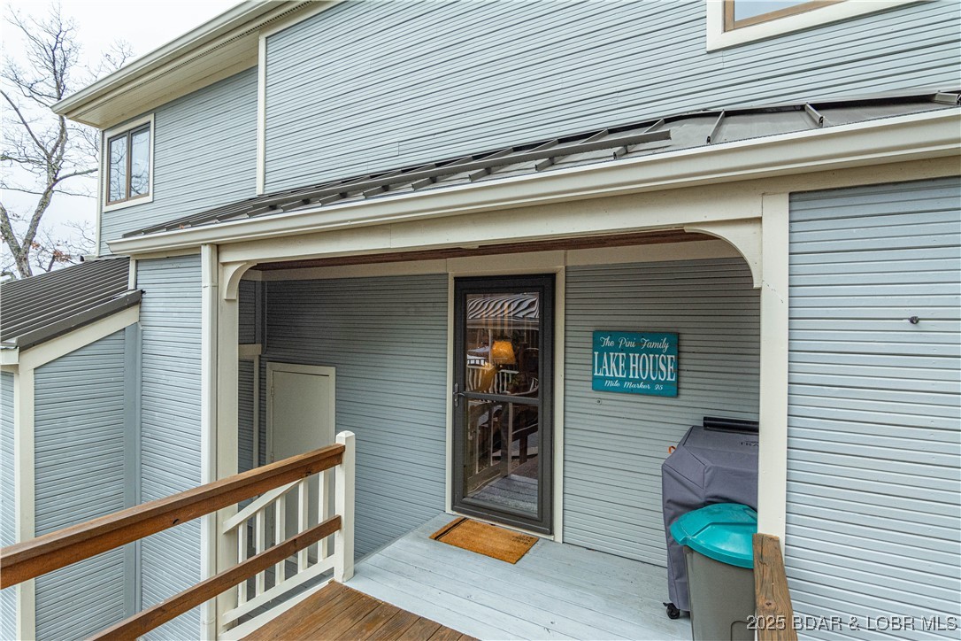 Osage Beach, Missouri 65065, United States, 3 Bedrooms Bedrooms, ,3 BathroomsBathrooms,Residential,Contingent,4186