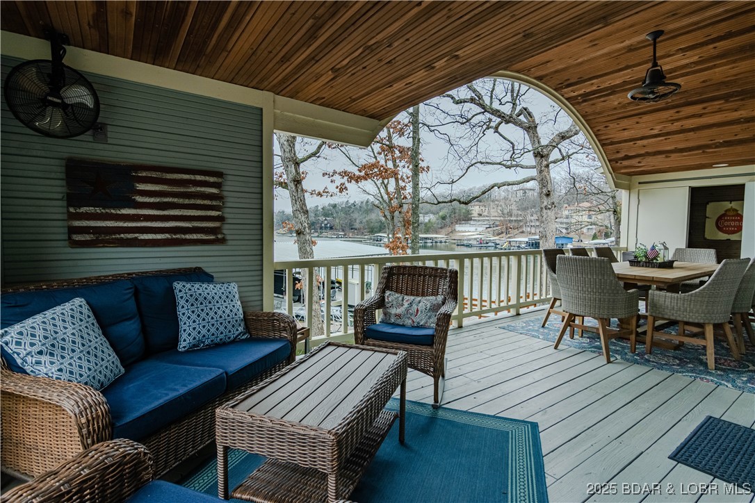 Osage Beach, Missouri 65065, United States, 3 Bedrooms Bedrooms, ,3 BathroomsBathrooms,Residential,Contingent,4186