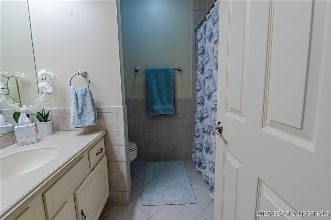 Osage Beach, Missouri 65065, United States, 3 Bedrooms Bedrooms, ,3 BathroomsBathrooms,Residential,Contingent,4186