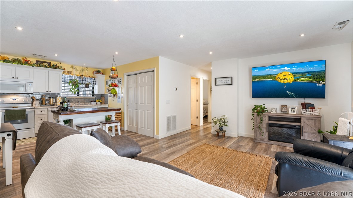 Horseshoe Bend 1 - Residential