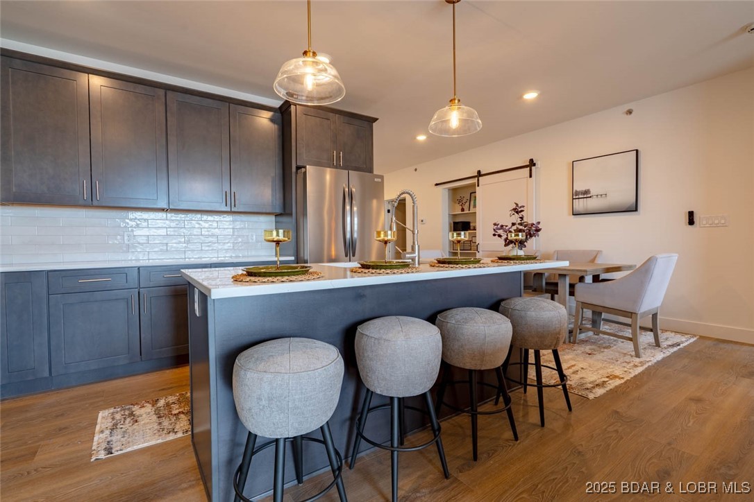 Robins at the Waters Edge Condominium - Residential