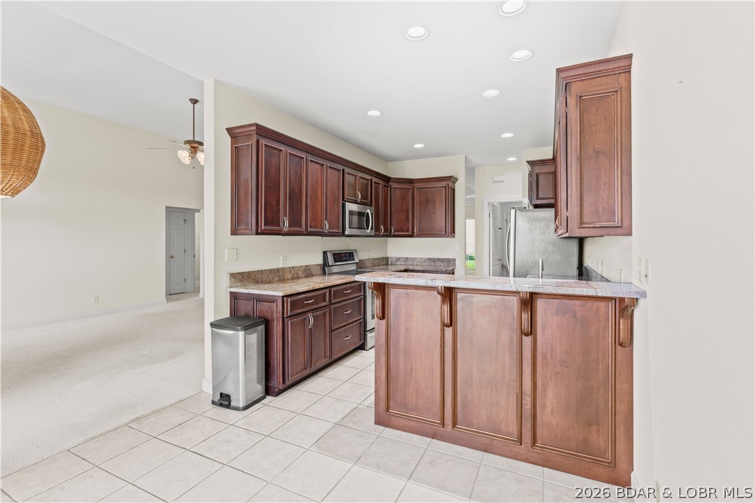 Seasons Ridge - Residential
