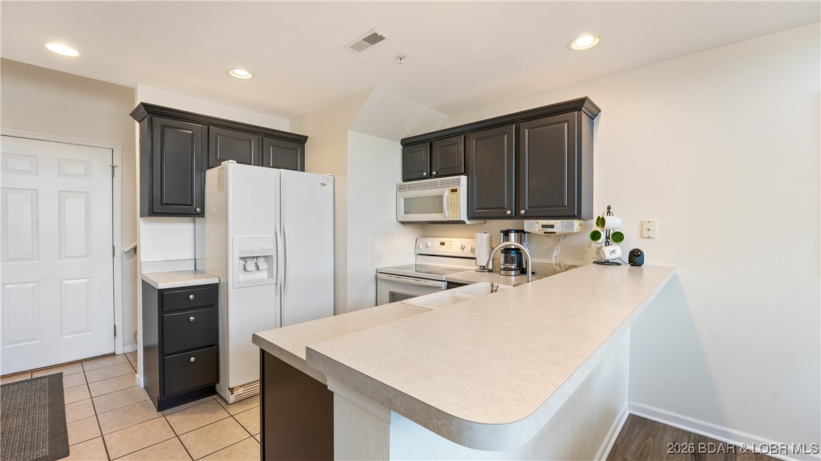 Cedar Heights Condominium - Residential