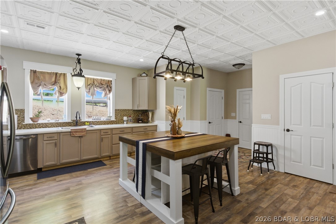Easter Hollow - Residential