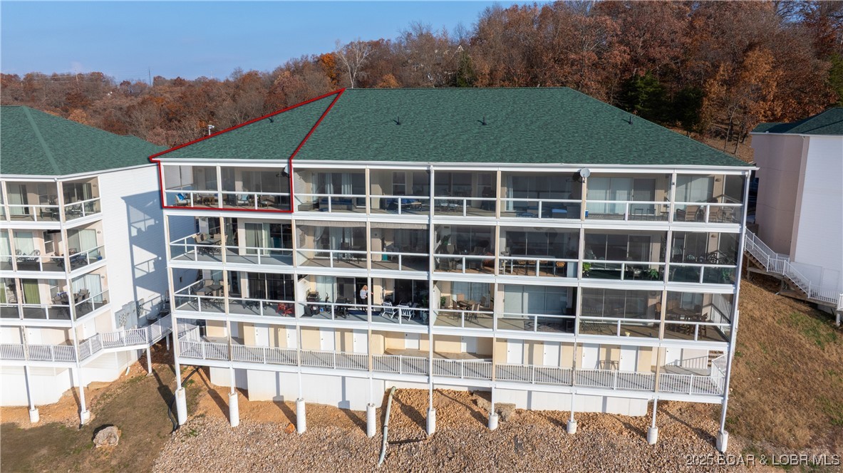 Emerald Bay Condominium - Residential