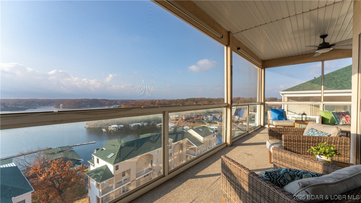 Emerald Bay Condominium - Residential