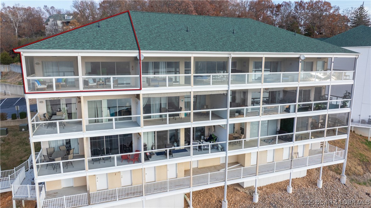 Emerald Bay Condominium - Residential