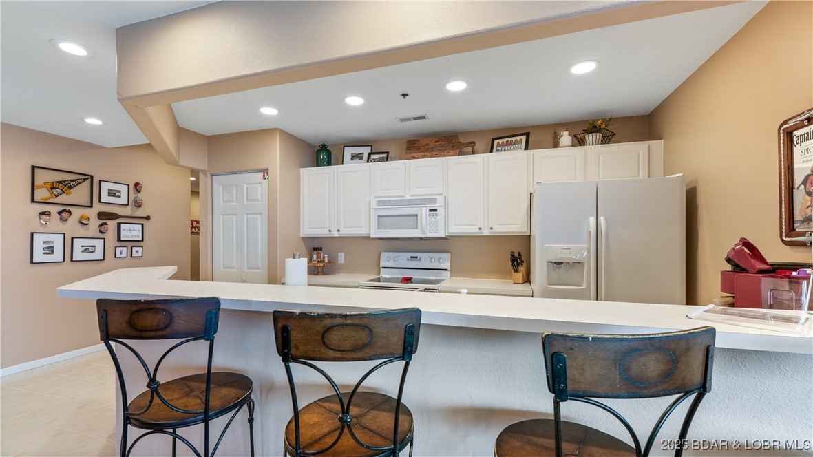 Emerald Bay Condominium - Residential