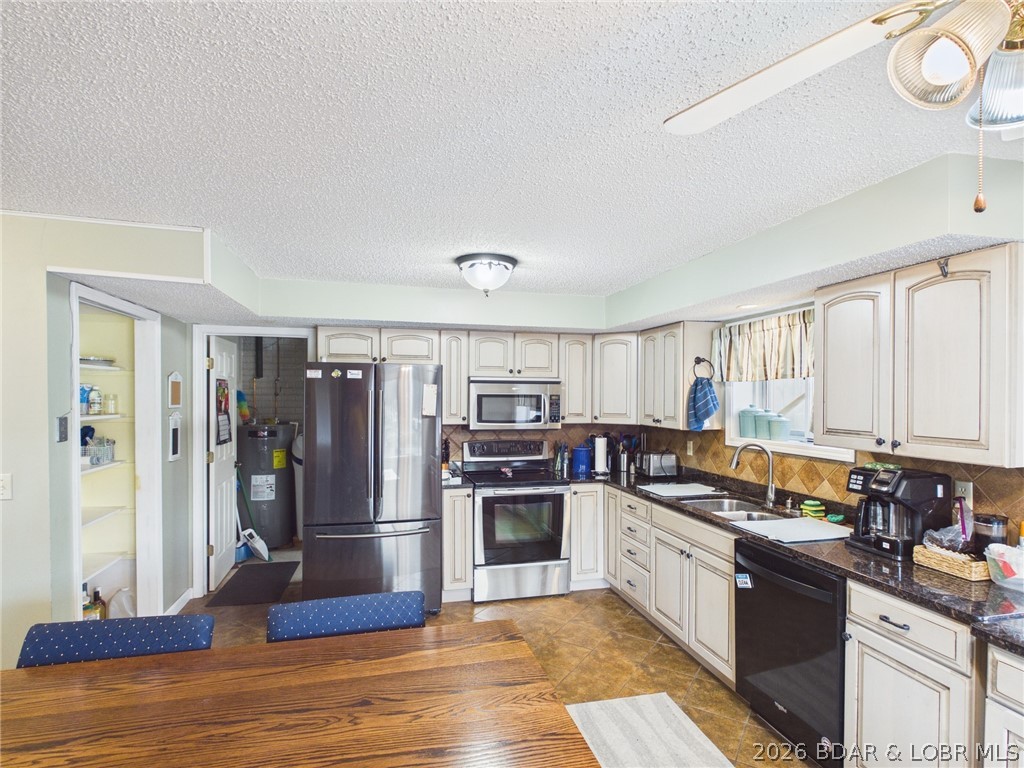 Kenrow Acres - Residential