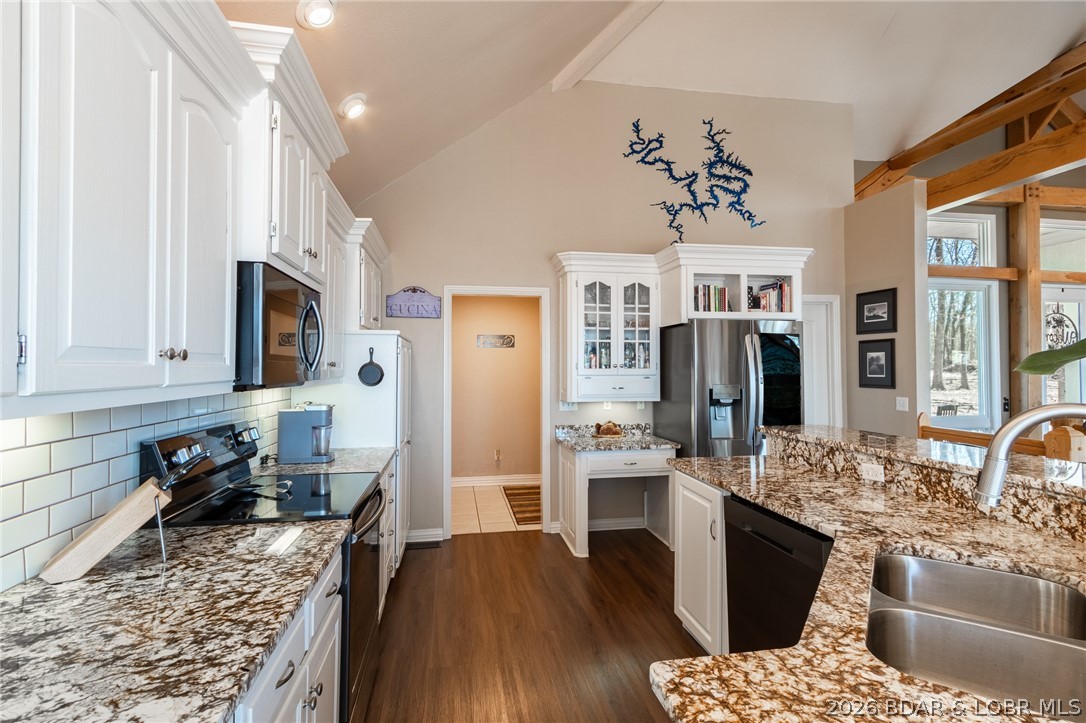 Grand Point - Residential