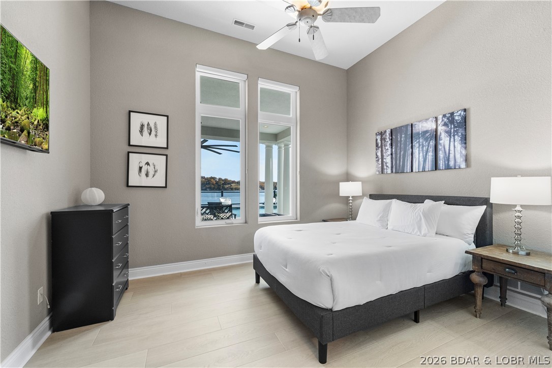 La Riva Est - Residential