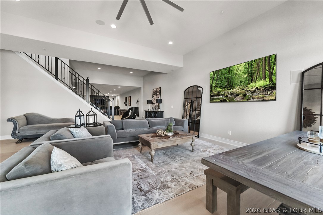 La Riva Est - Residential