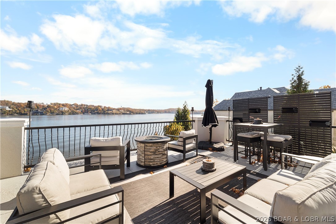 La Riva Est - Residential