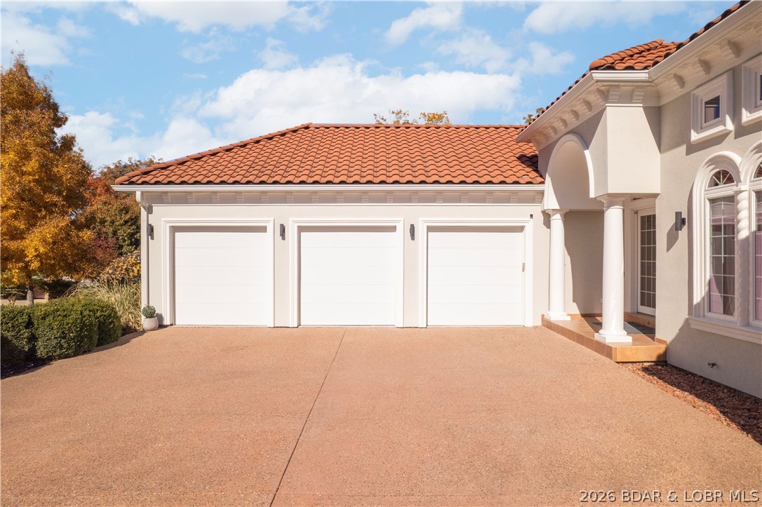 La Riva Est - Residential