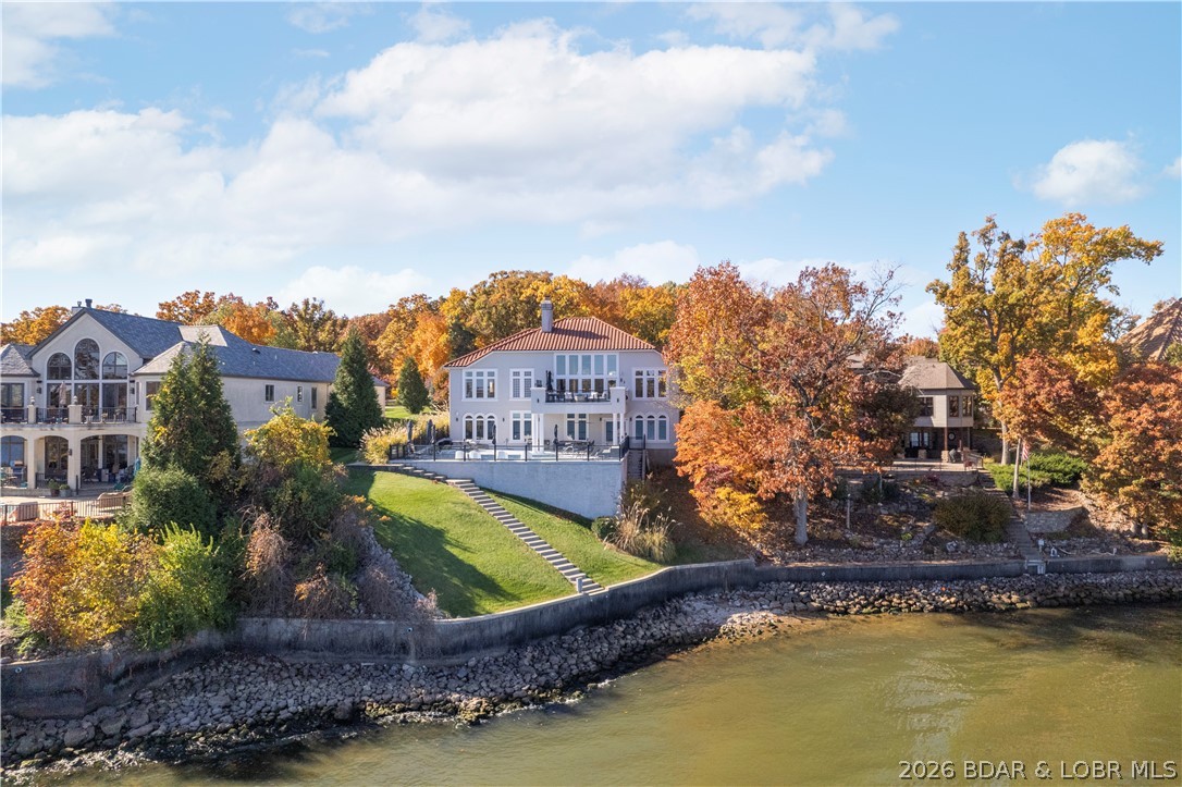 La Riva Est - Residential