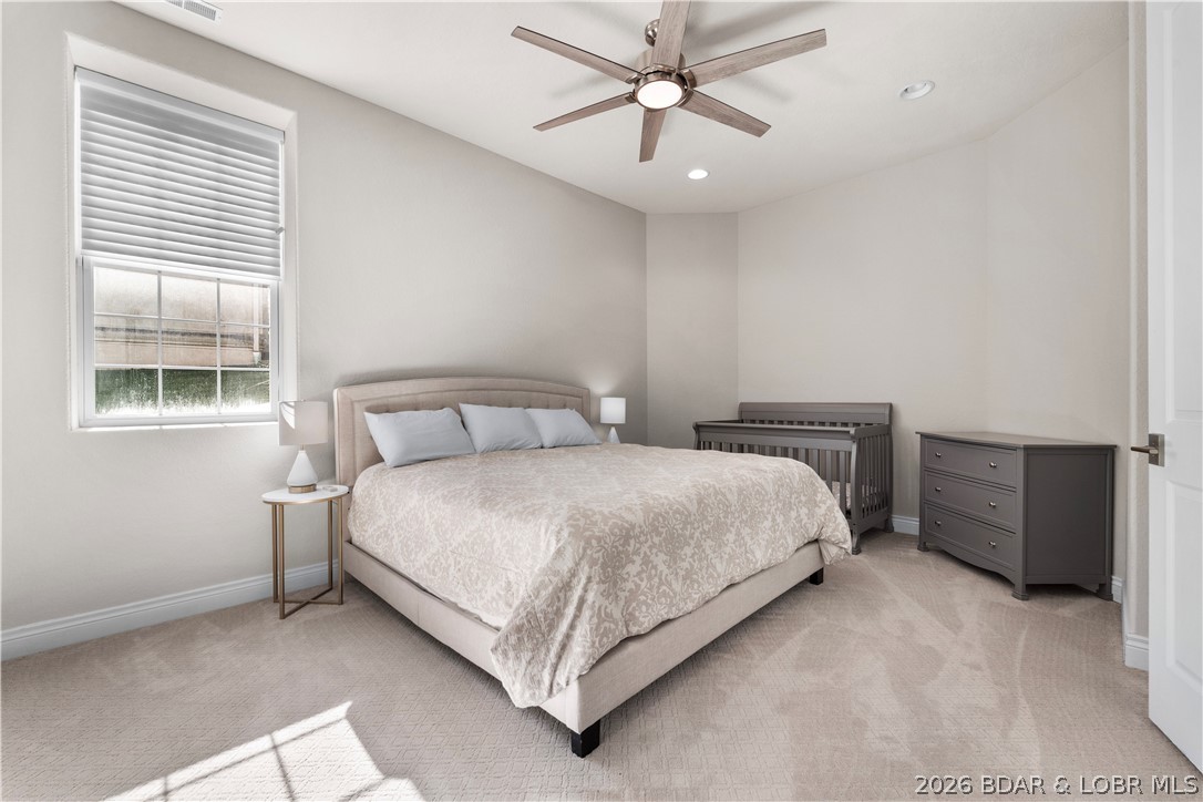 La Riva Est - Residential