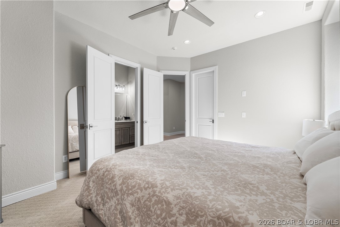 La Riva Est - Residential