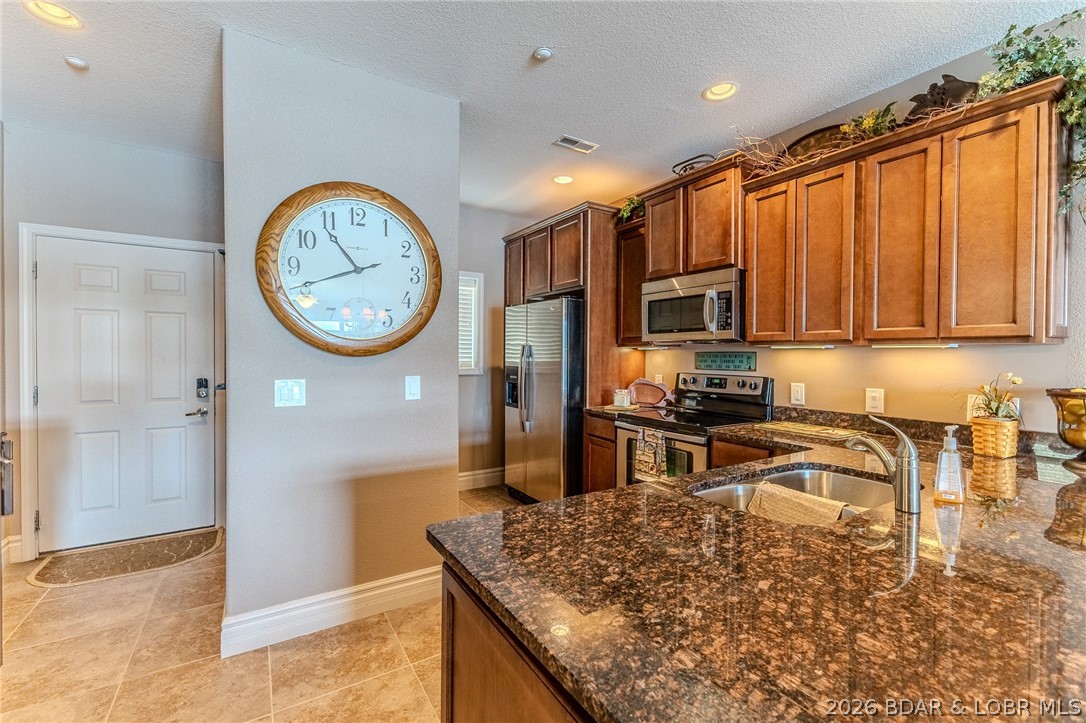 Pointe Royale Condominiums - Residential