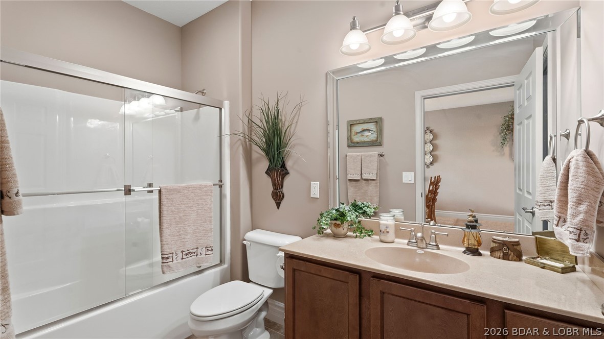 Pointe Royale Condominiums - Residential