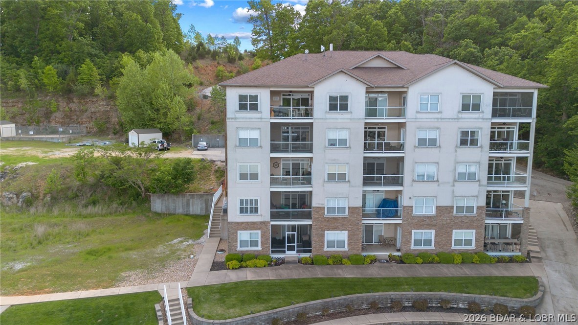 Pointe Royale Condominiums - Residential