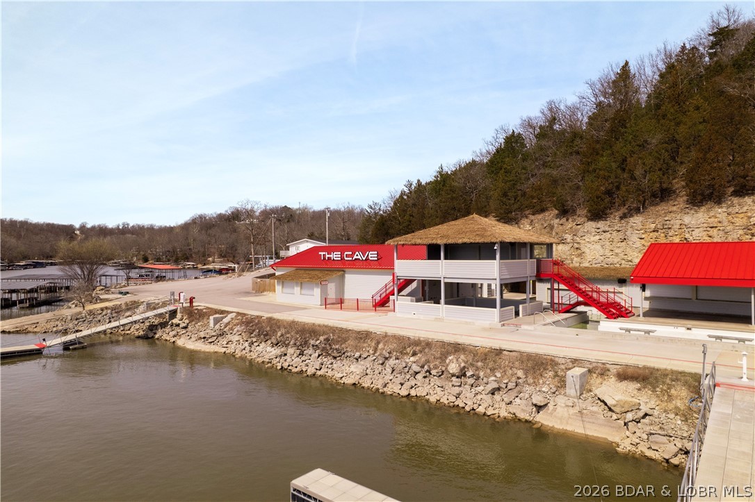 Pointe Royale Condominiums - Residential