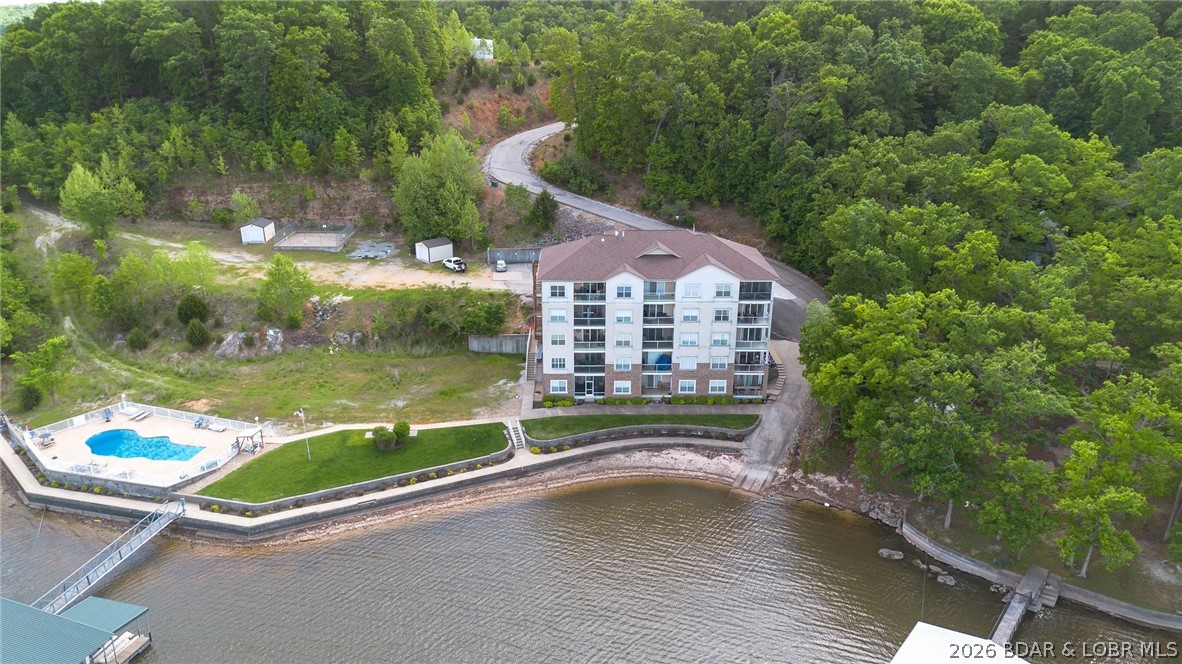 Pointe Royale Condominiums - Residential