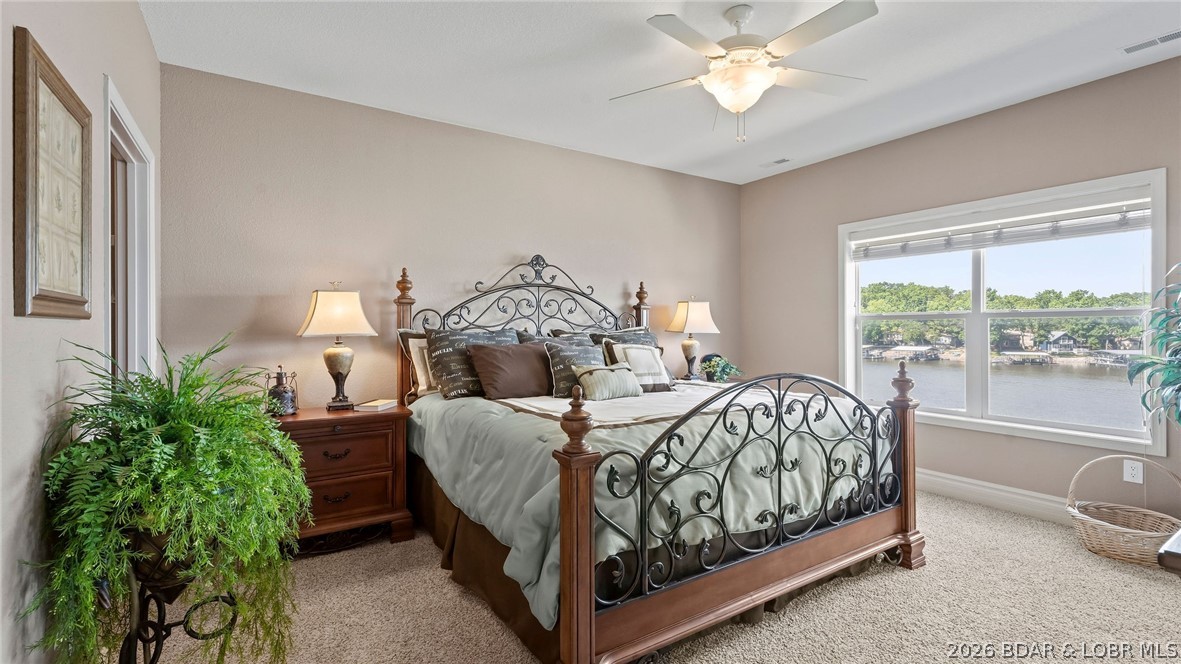 Pointe Royale Condominiums - Residential