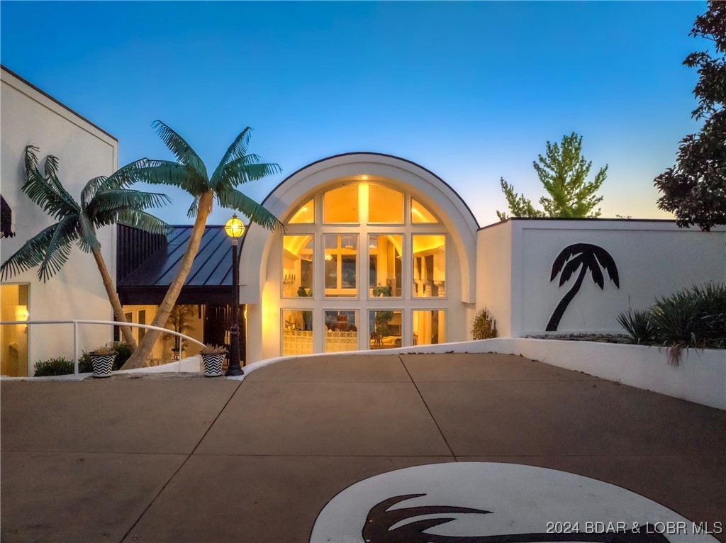 Lake Ozark, Missouri 65049, United States, 5 Bedrooms Bedrooms, ,5 BathroomsBathrooms,Residential,Contingent,39273