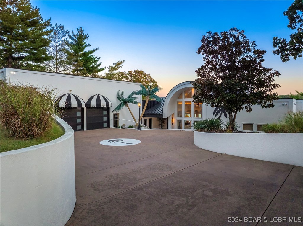 Lake Ozark, Missouri 65049, United States, 5 Bedrooms Bedrooms, ,5 BathroomsBathrooms,Residential,Contingent,39273