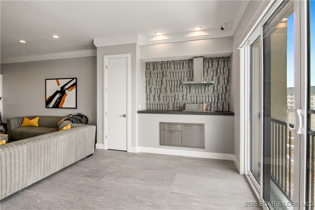 Osage Beach, Missouri 65065, United States, 3 Bedrooms Bedrooms, ,3 BathroomsBathrooms,Residential,Active,78479