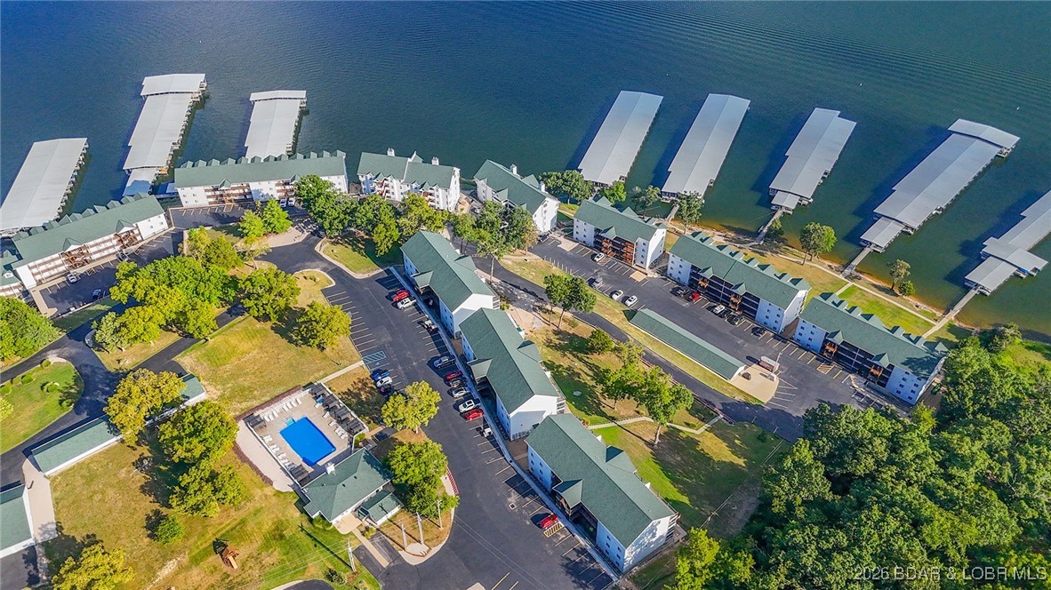 Park Place On The Lake - Residential