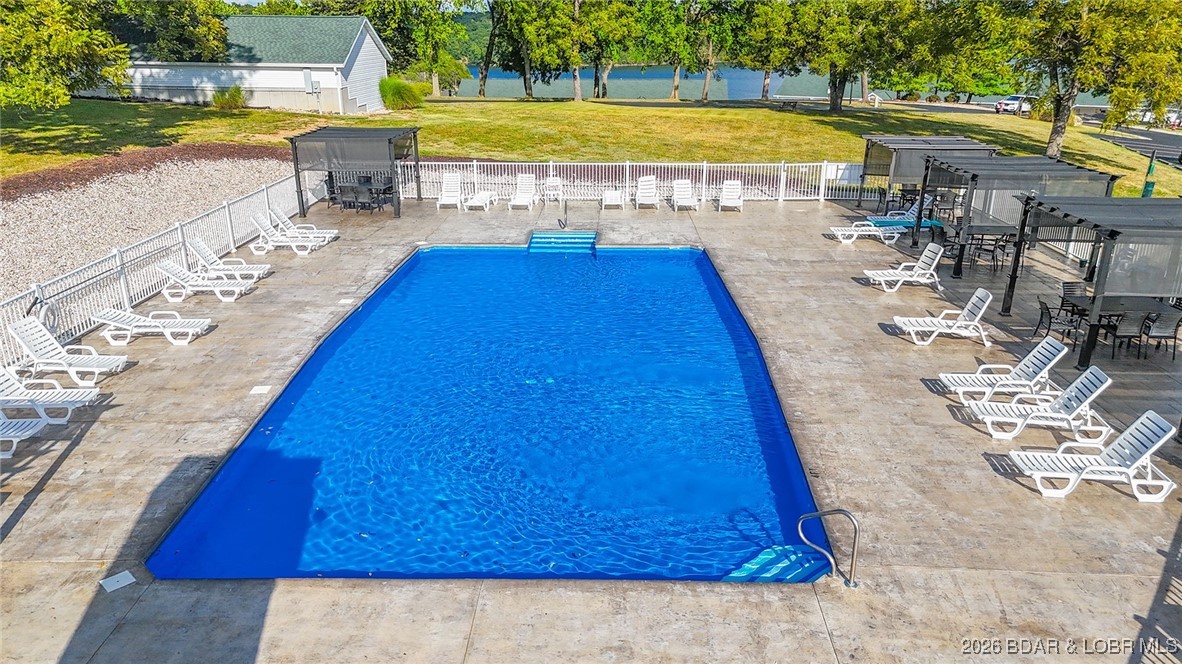 Park Place On The Lake - Residential