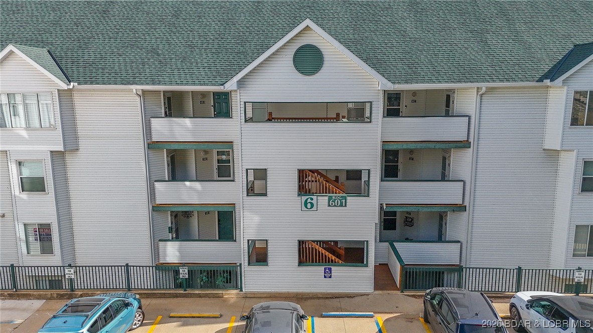 Park Place On The Lake - Residential