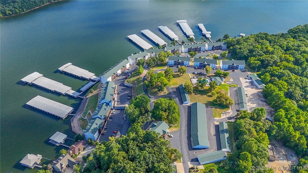 Park Place On The Lake - Residential