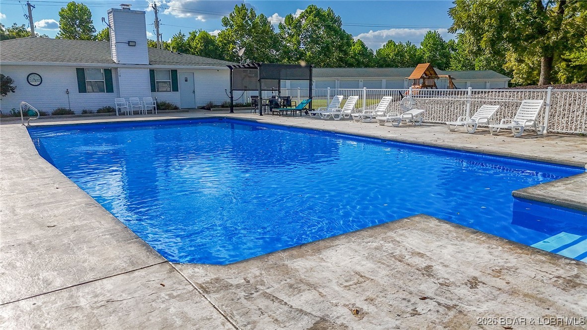 Park Place On The Lake - Residential