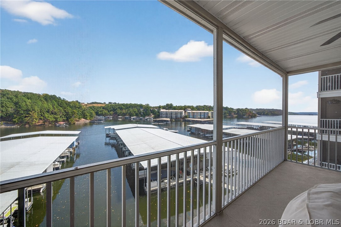 Lighthouse Pointe Condominium - Residential