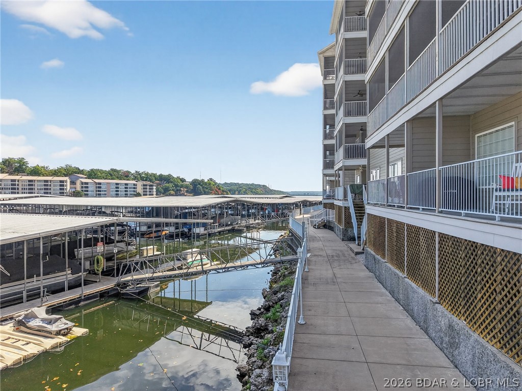 Lighthouse Pointe Condominium - Residential