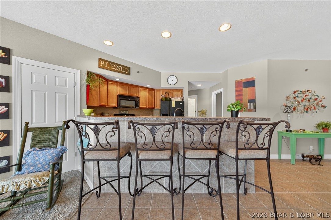 Lighthouse Pointe Condominium - Residential