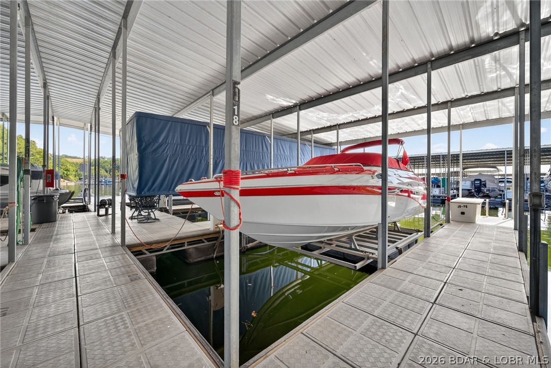 Lighthouse Pointe Condominium - Residential