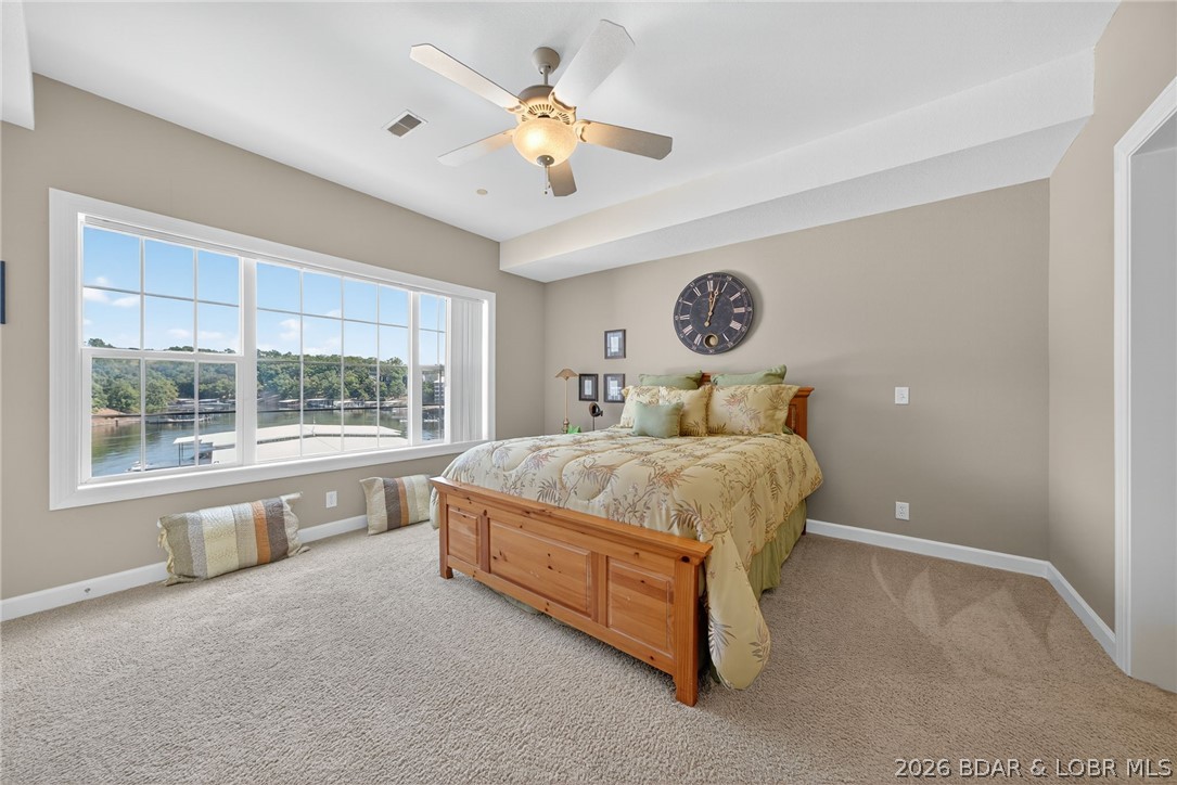 Lighthouse Pointe Condominium - Residential