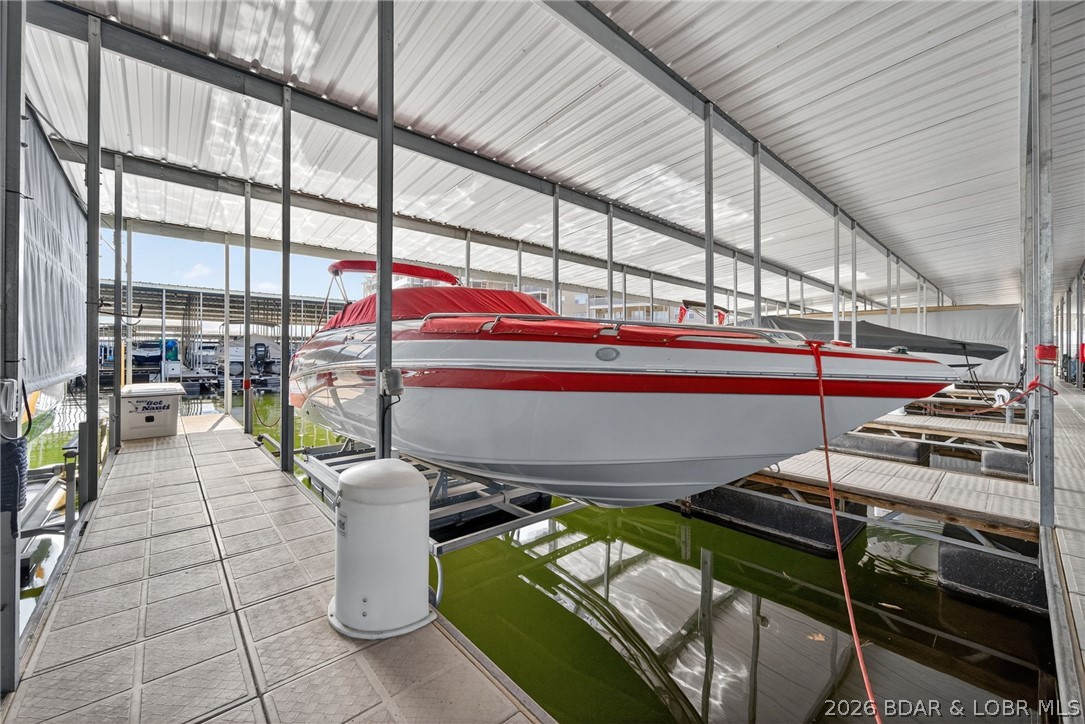 Lighthouse Pointe Condominium - Residential