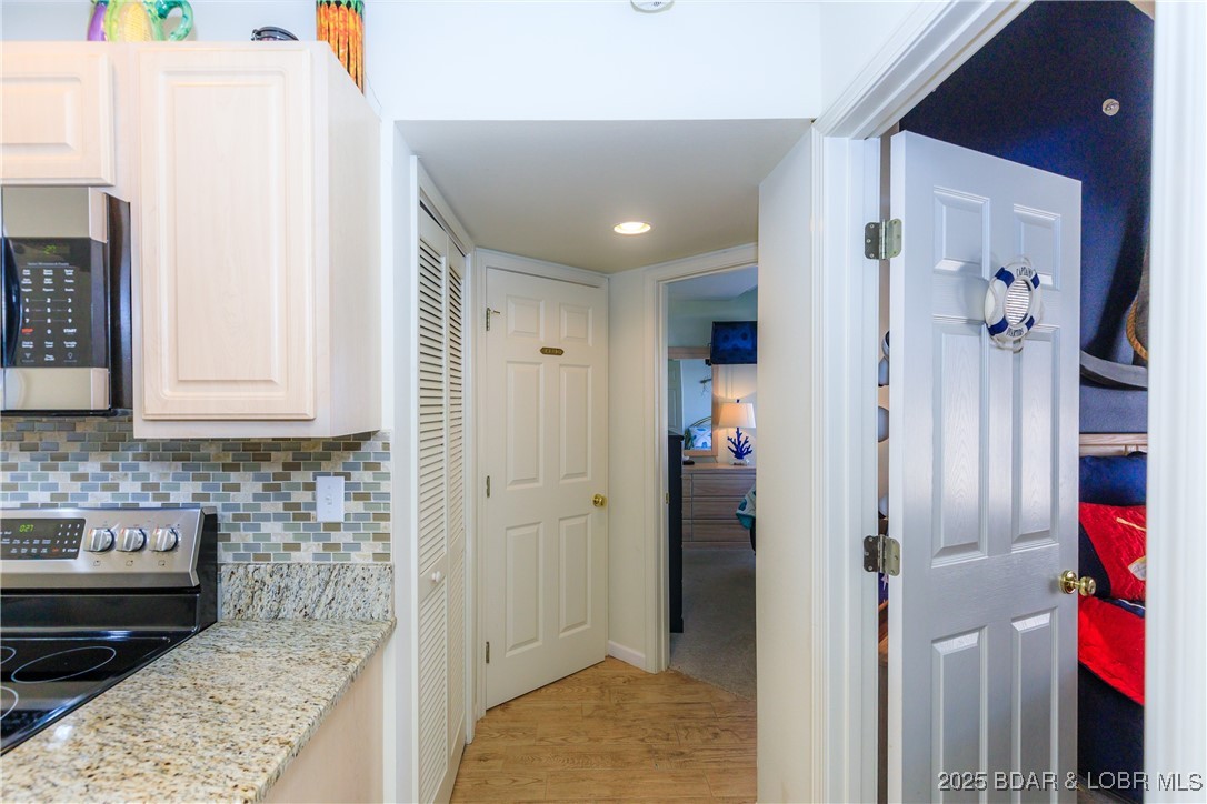 Park Place On The Lake - Residential