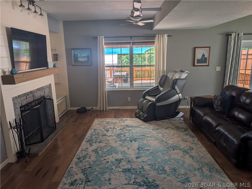 Cinnamon Hollow - Residential